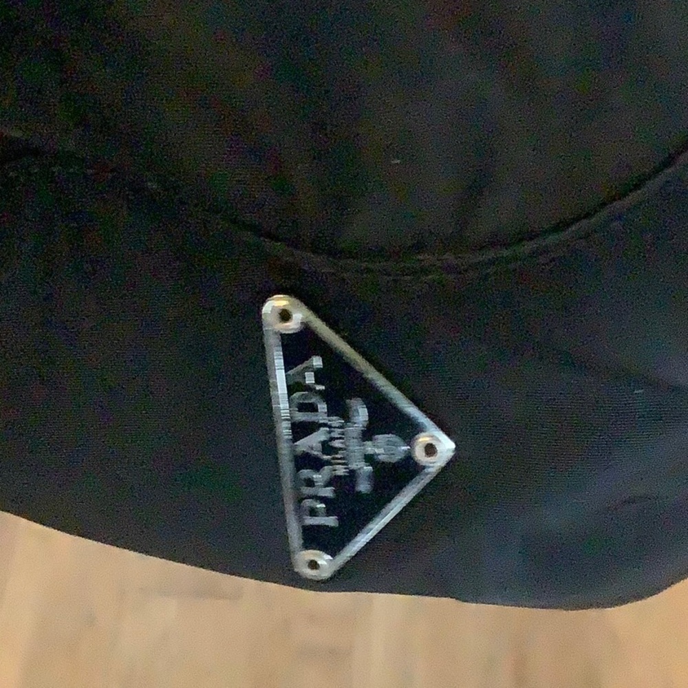 PRADA Handbag - Picture 2 of 3